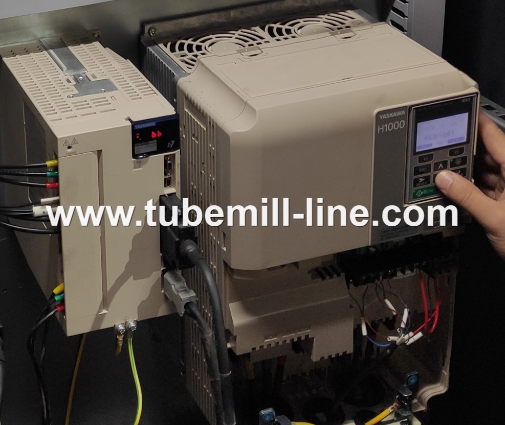 Yaskawa cart motor motor for tube mill cold cutting saw.jpg